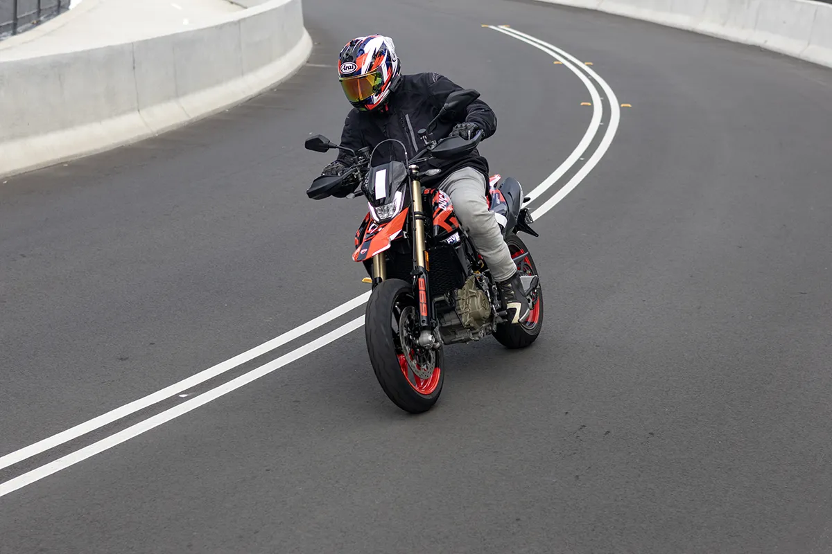 Ducati Hypermotard 698