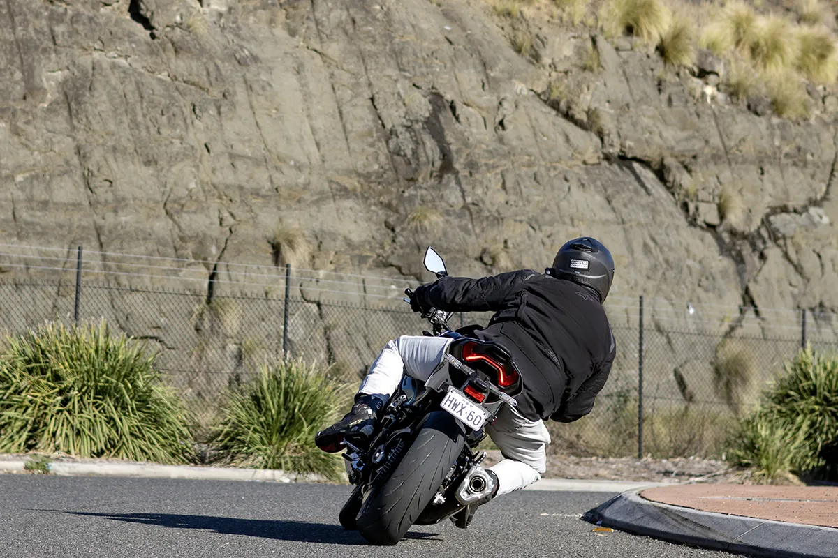 Z900