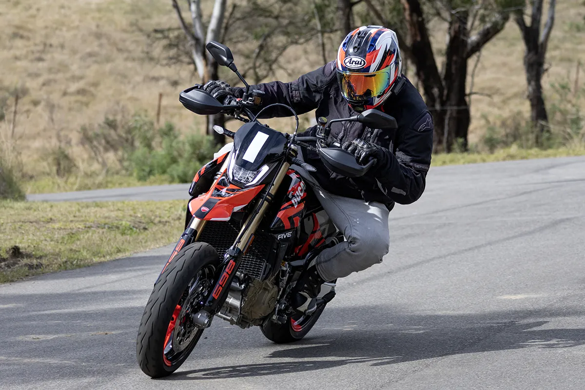 Ducati Hypermotard 698